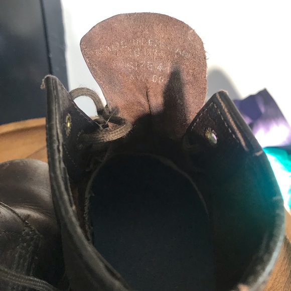 SOLD Dr. Marten Made In England fits a size 7 - Picture 5 of 5